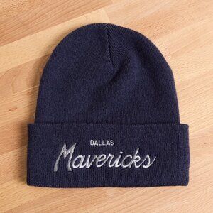 Mitchell & Ness Dallas Mavericks Beanie